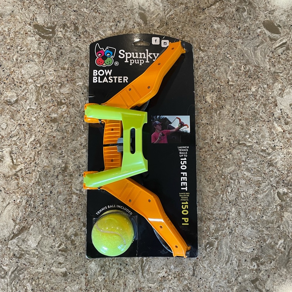 Bow Blaster fetch toy for dogs